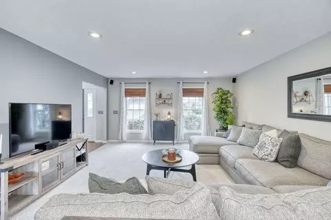 Living - 1027 Pondbrook Pt, Webster, NY 14580 photo 1 of 7