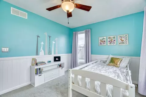 Bedroom - 1027 Pondbrook Pt, Webster, NY 14580 photo 4 of 6