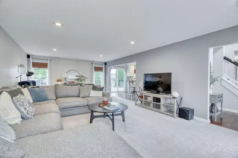 Living - 1027 Pondbrook Pt, Webster, NY 14580 photo 5 of 7