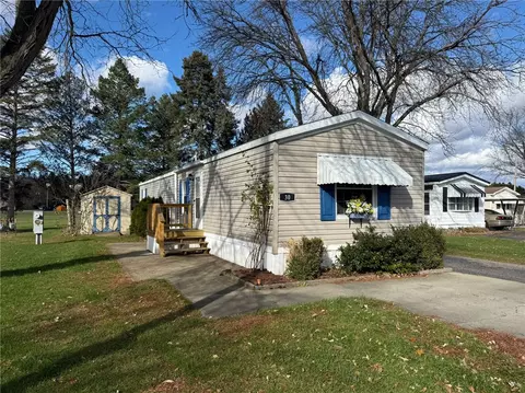 30 Valley View Ct, North Dansville, NY 14437