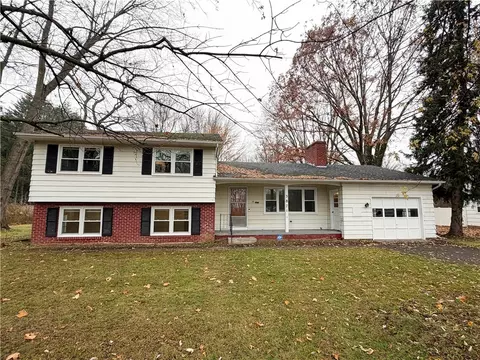 3871 Lake Rd N, Brockport, NY 14420