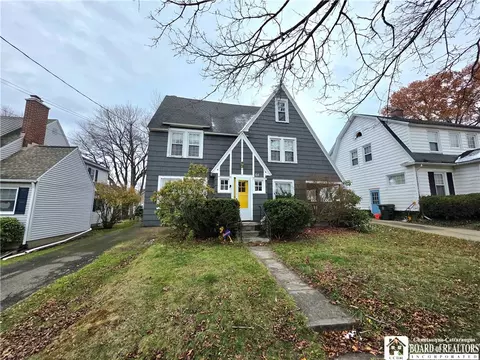 44 Meadow Ln, Jamestown, NY 14701