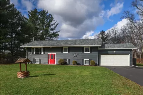 97 E Sullivanville Rd, Horseheads, NY 14845