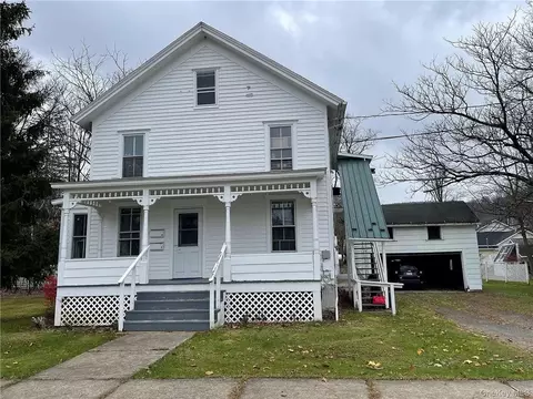 3 Center St, Sanford, NY 13754