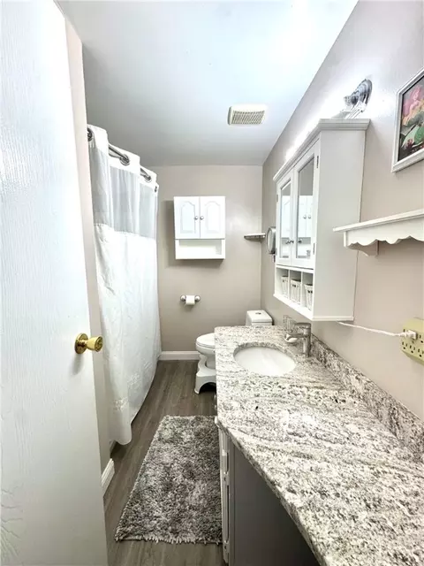 Bath - 53 Armstrong Ave, Irondequoit, NY 14617 photo 1 of 1