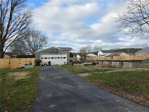 27 Dalrymple Ave, Southport, NY 14871