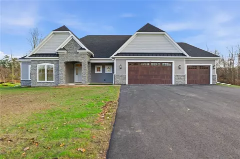 214 Willnick Cir, Greece, NY 14626