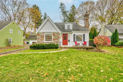 167 Commodore Pkwy, Rochester, NY 14625