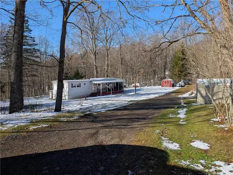 210 Summit Rd, Bradford, PA 16701