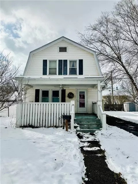555 W High St, Erwin, NY 14870