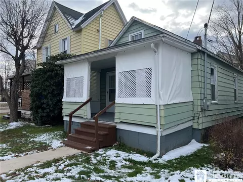 33 E Lake St, Ellicott, NY 14720