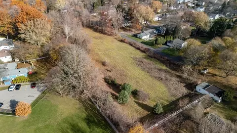 View/Area - 1339 Stanton Ln, Irondequoit, NY 14617 photo 6 of 9