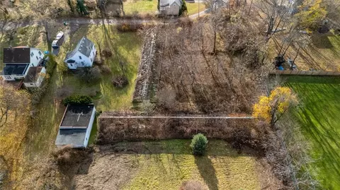 View/Area - 1339 Stanton Ln, Irondequoit, NY 14617 photo 7 of 9