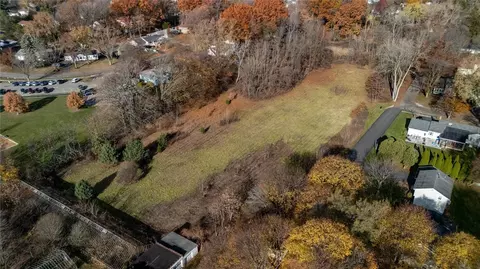View/Area - 1339 Stanton Ln, Irondequoit, NY 14617 photo 3 of 9