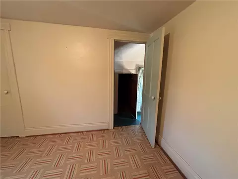 Bedroom - 1339 Stanton Ln, Irondequoit, NY 14617 photo 4 of 6