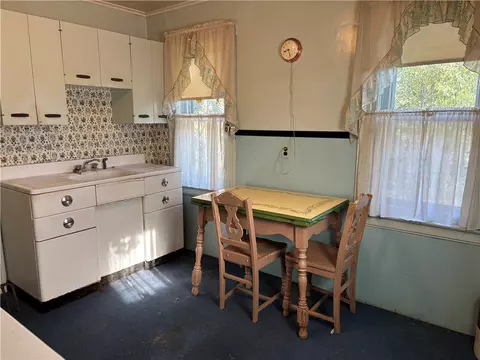 Kitchen - 1339 Stanton Ln, Irondequoit, NY 14617 photo 1 of 2