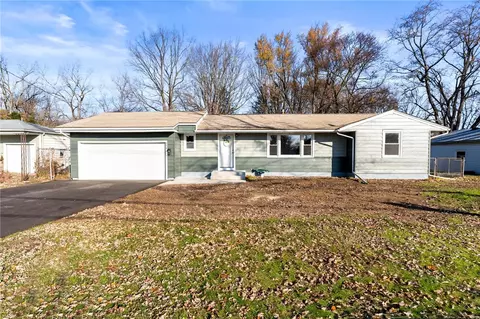 154 Westside Dr, Gates, NY 14624