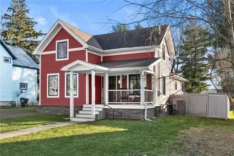 87 Hollister St, Starkey, NY 14837