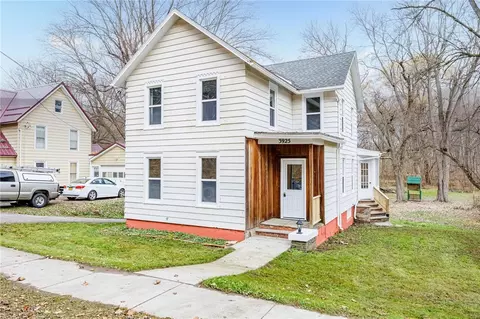 3925 Buffalo St, Marion, NY 14505