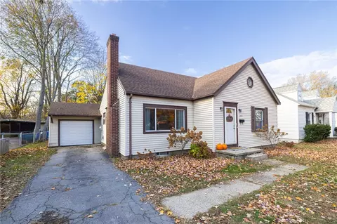 3583 Lake Ave, Rochester, NY 14612