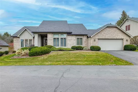 7 Doral Ct, Pittsford, NY 14534