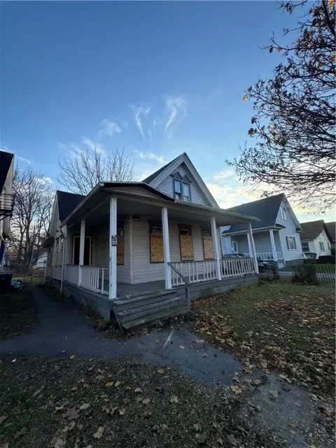 207 Bernard St, Rochester, NY 14621