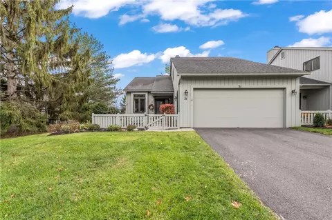 31 Hill Creek Rd, Rochester, NY 14625