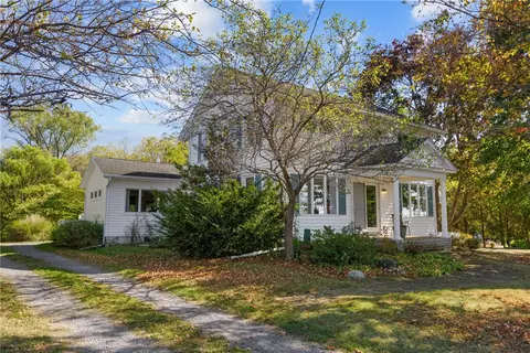 4911 E Lake Rd, Varick, NY 14541