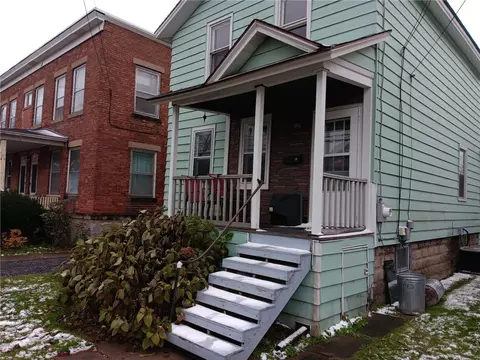 Exterior - 16 Wright Ave, Auburn, NY 13021 photo 1 of 4