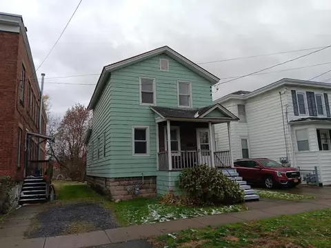 Exterior - 16 Wright Ave, Auburn, NY 13021 photo 2 of 4