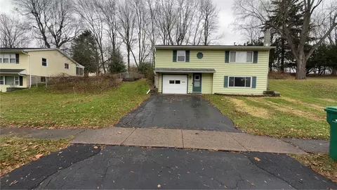90 Caroline Dr, Gates, NY 14624