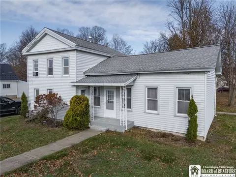 164 Eagle St, Pomfret, NY 14063