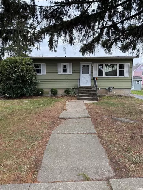 74 Pleasant St, Corning, NY 14830