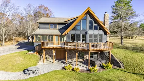 6297 S Old Bald Hill Rd, Canadice, NY 14560