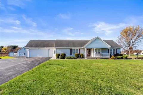 161 Collamer Rd, Parma, NY 14468