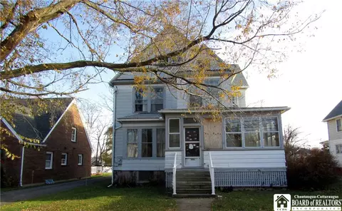622 Washington Ave, Dunkirk, NY 14048