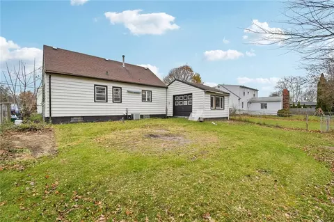 Exterior - 50 Bennett Ave, Irondequoit, NY 14609 photo 4 of 4