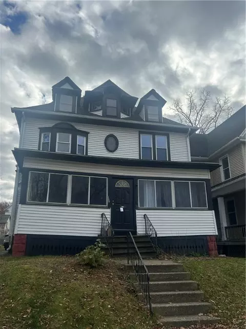 189 Augustine St, Rochester, NY 14613