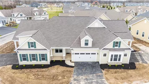 243 Bretlyn Cir, Rochester, NY 14618
