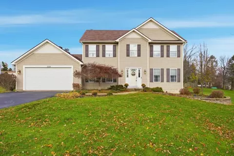 2034 Rainbow Ln, Lima, NY 14485