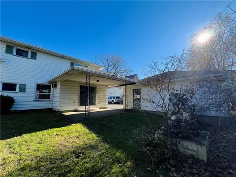 355 Taft Ave, Irondequoit, NY 14609 photo 10