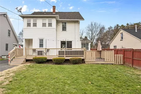 Exterior - 49 Vinton Rd, Irondequoit, NY 14622 photo 10 of 12