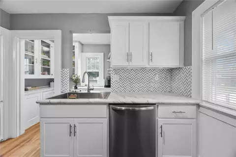 Kitchen - 49 Vinton Rd, Irondequoit, NY 14622 photo 2 of 8