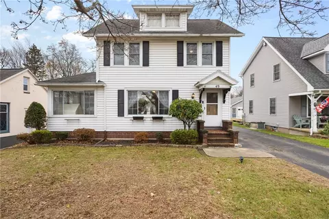 Exterior - 49 Vinton Rd, Irondequoit, NY 14622 photo 11 of 12