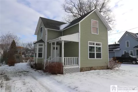 228 King St, Dunkirk, NY 14048