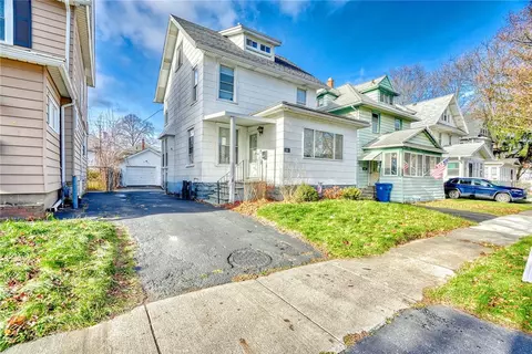 241 Lark St, Rochester, NY 14613