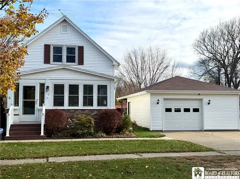 112 S Warsaw St, Dunkirk, NY 14048