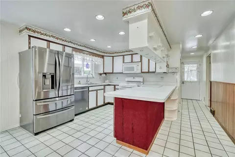 Kitchen - 250 Webster Rd, Webster, NY 14580 photo 2 of 8