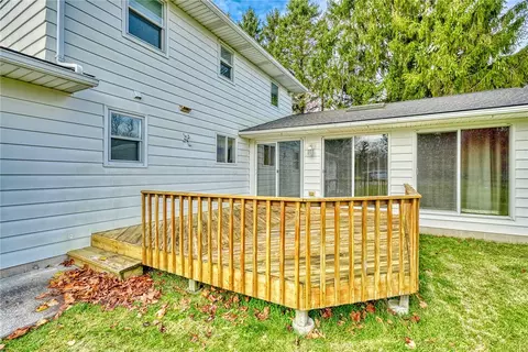 Exterior - 250 Webster Rd, Webster, NY 14580 photo 4 of 6