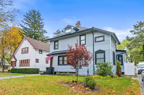 255 Versailles Rd, Rochester, NY 14621